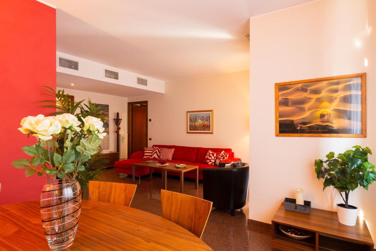 Fara Haus Deluxe - 2 Bedrooms * Mailand