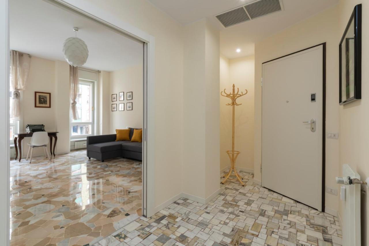 Joivy Modern 2bed Flat With Balcony, 250m From M5 Foppa And M2 Sant'agostino Milan