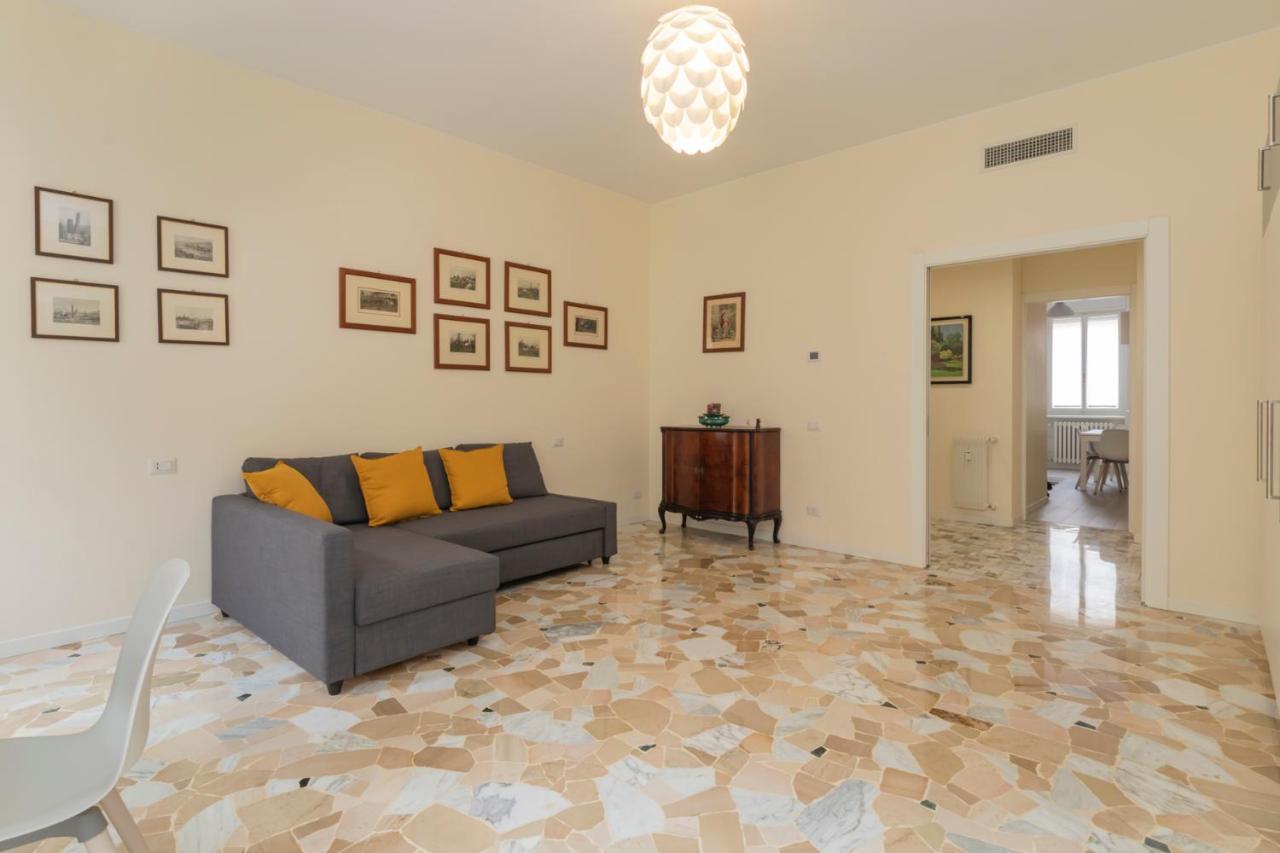 Joivy Modern 2bed Flat With Balcony, 250m From M5 Foppa And M2 Sant'agostino