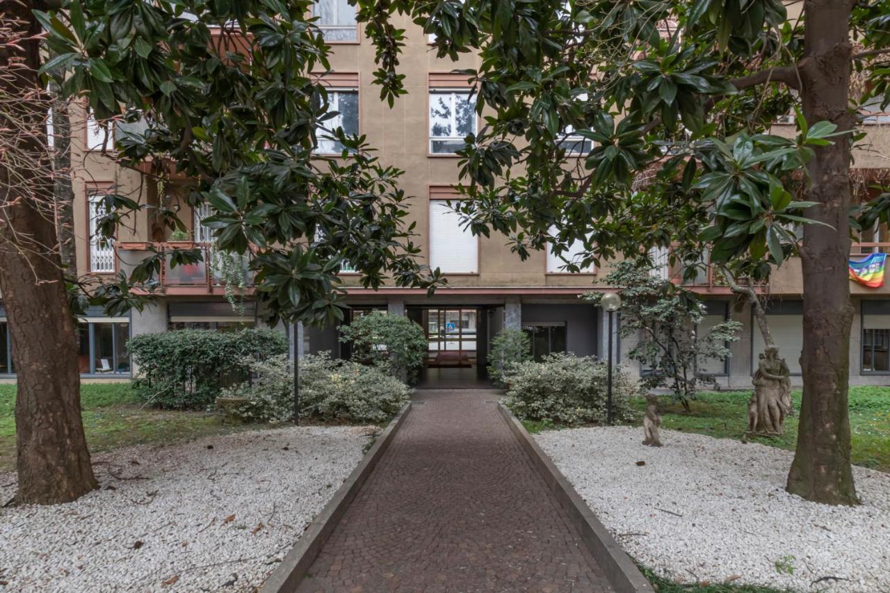 Apartment Joivy Modern 2bed Flat With Balcony, 250m From M5 Foppa And M2 Sant'agostino *
