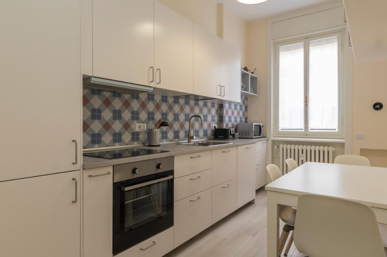 Joivy Modern 2bed Flat With Balcony, 250m From M5 Foppa And M2 Sant'agostino * Milan