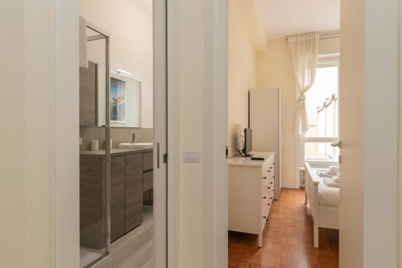 Joivy Modern 2bed Flat With Balcony, 250m From M5 Foppa And M2 Sant'agostino Apartment *