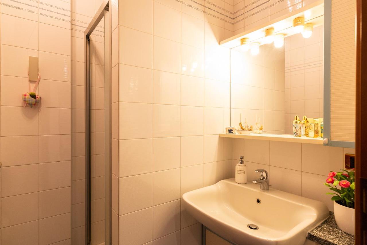 Fara Haus Deluxe - 2 Bedrooms Appartamento Milano