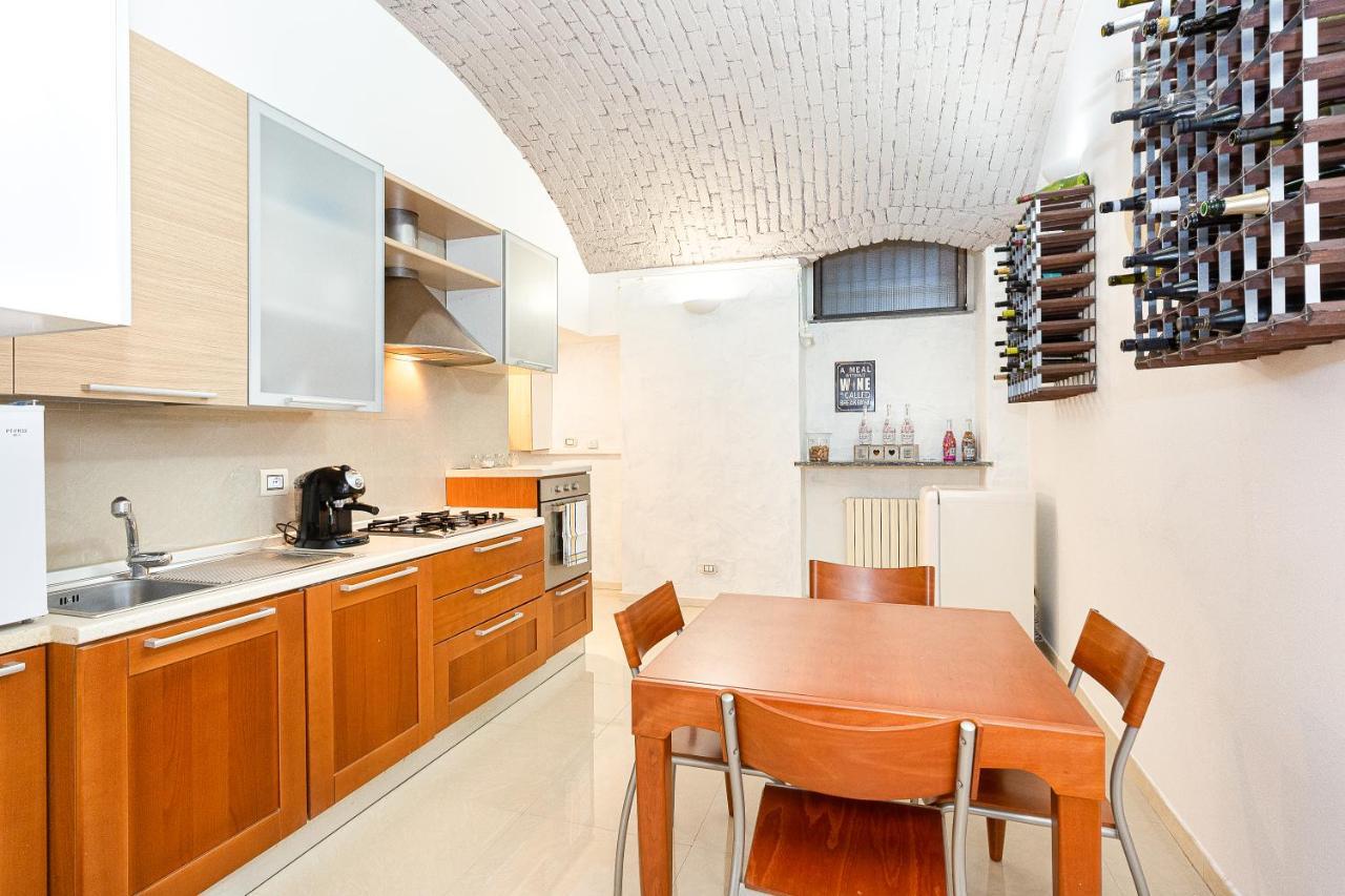 La Cantinetta Di - The Wine Cave In * Milano