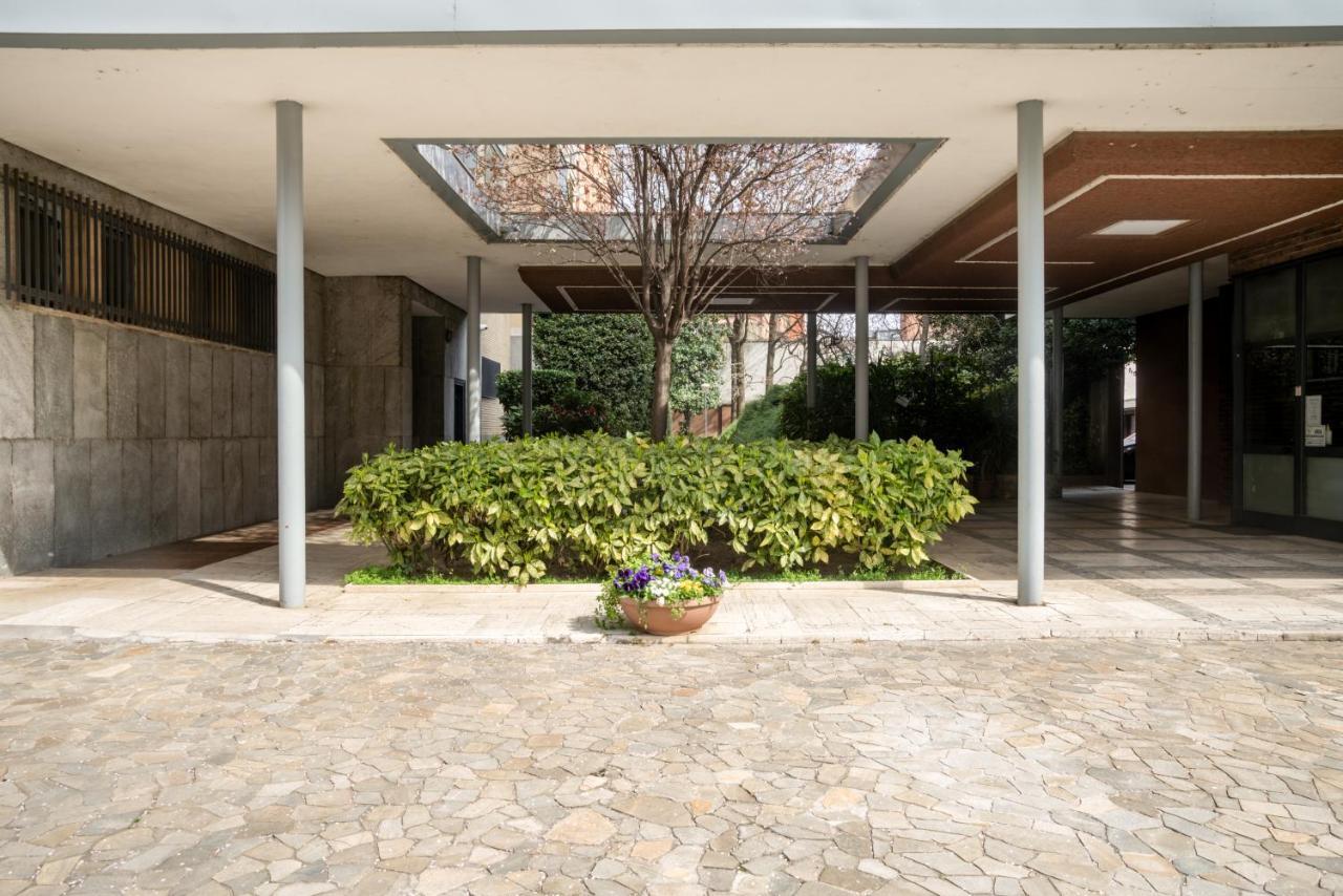 Appartamento Elegante Bilocale In Zona Tortona Milano