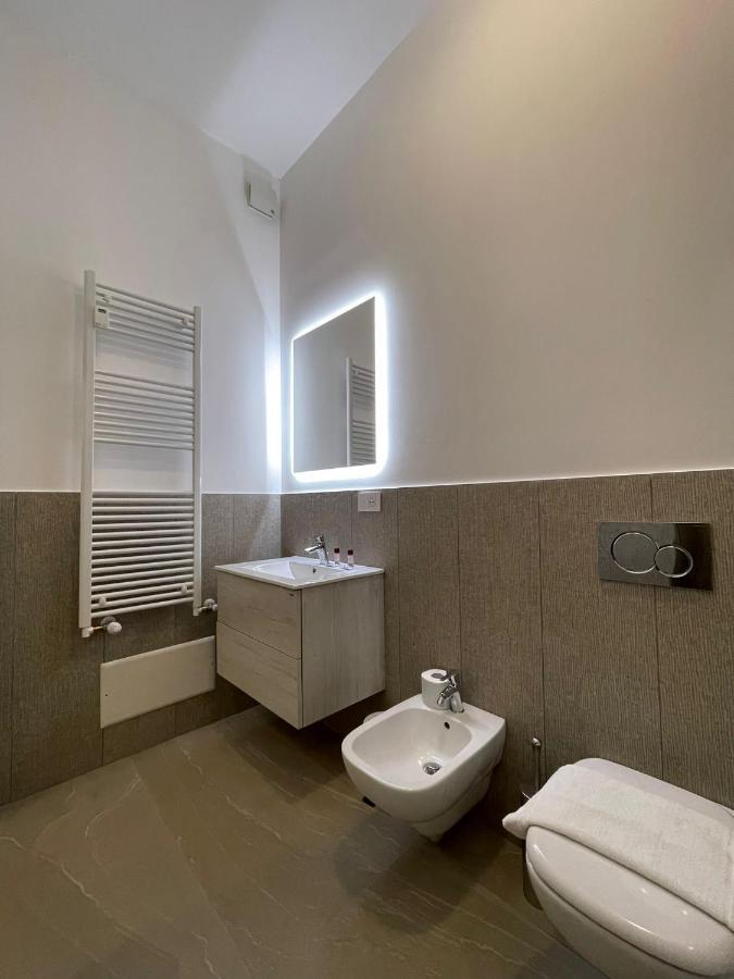 Farolfi Corso Di Porta Vittoria Leilighet