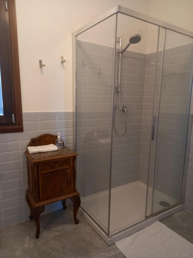 Home Suite Home - Super Attic Suite -With Free Parking - Zone Iulm & Naba & Navigli - Metro Subway Romolo * Milano