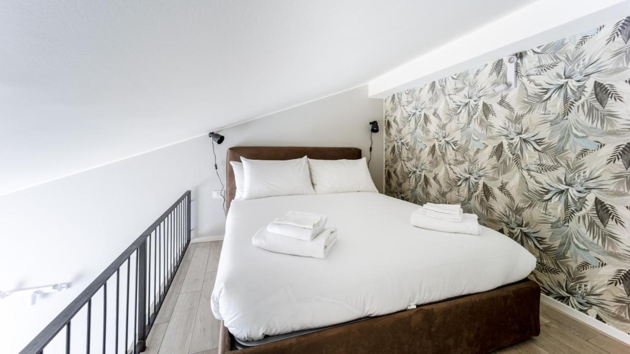 Italianway Apartment *