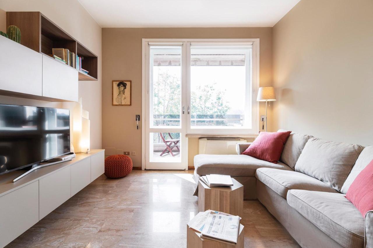 Contempora - Elvezia 8 - E32 Milano