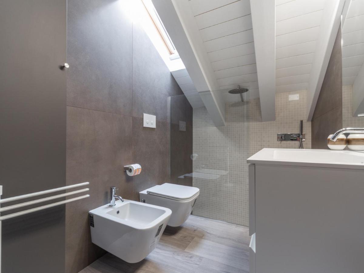 The Rent - Spacious In Paolo Sarpi *