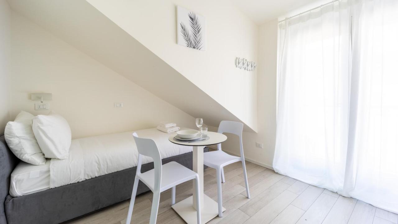Italianway Apartment *