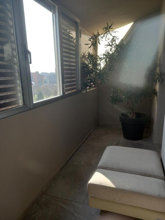 Home Suite Home - Super Attic Suite -With Free Parking - Zone Iulm & Naba & Navigli - Metro Subway Romolo Lejlighed Milano