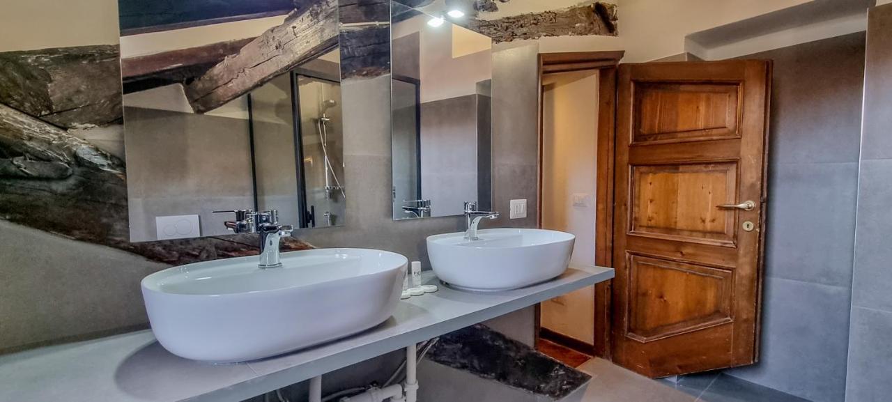 Altido Charming Flat For 6 In Historic Carrobbio Apartment *