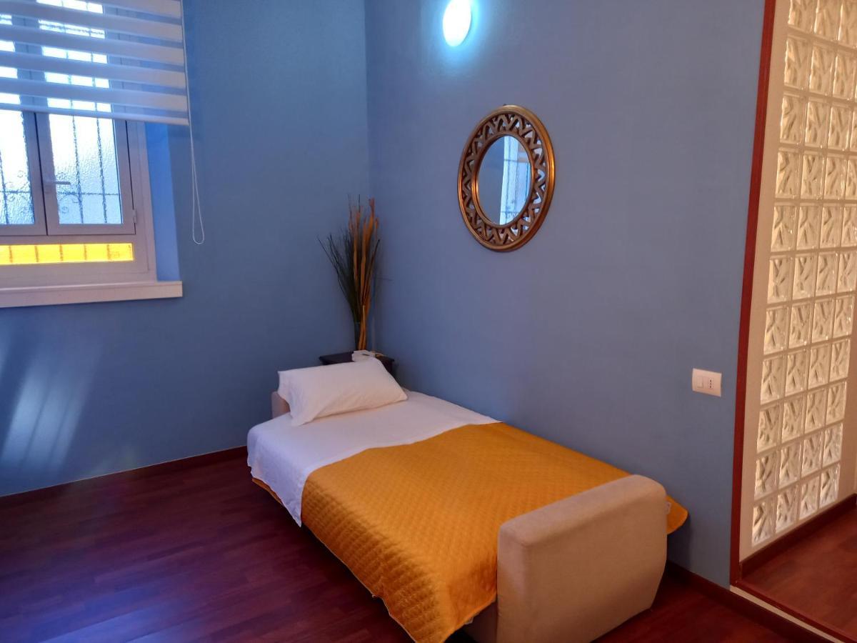 The Centre Junior - Free Parking Per Selected Rate And Car Keys Must At Garage - Zone Arco Della Pace - Castello Sforzesco -last Supper -nearest Metro Subway Greenline M2 Moscova