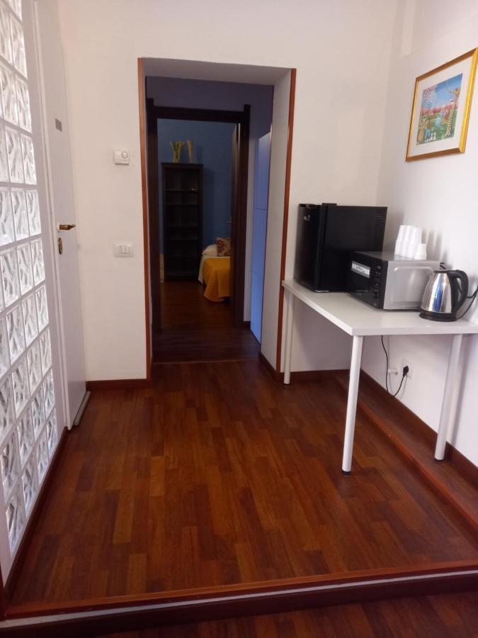The Centre Junior - Free Parking Per Selected Rate And Car Keys Must At Garage - Zone Arco Della Pace - Castello Sforzesco -last Supper -nearest Metro Subway Greenline M2 Moscova Apartment