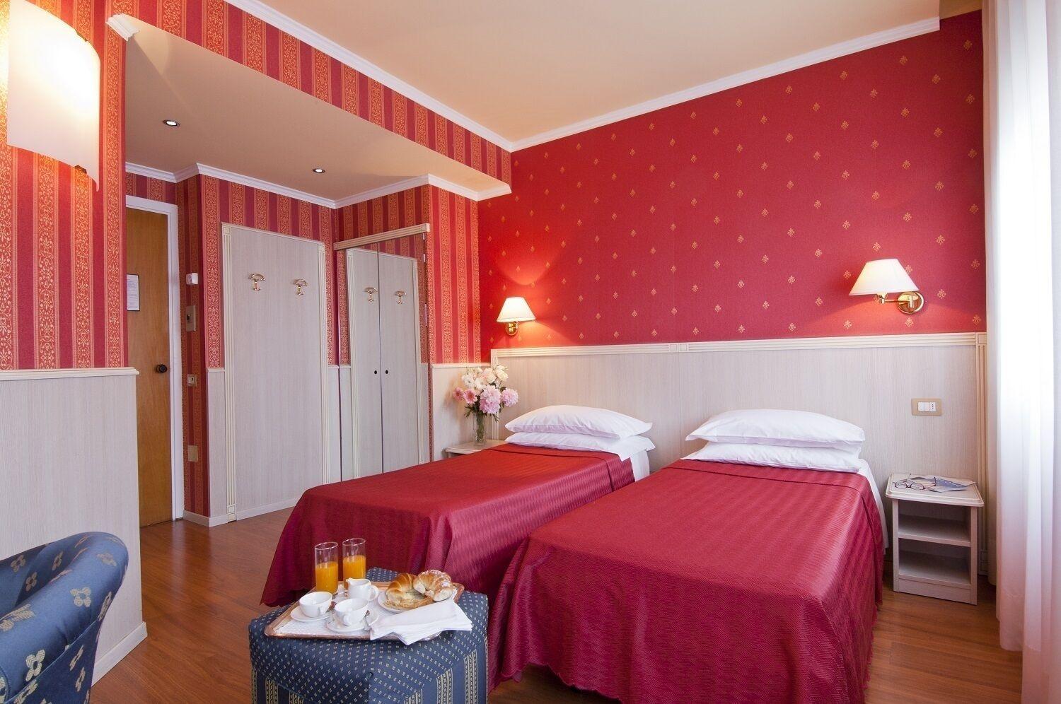 Hotel Garda Milan