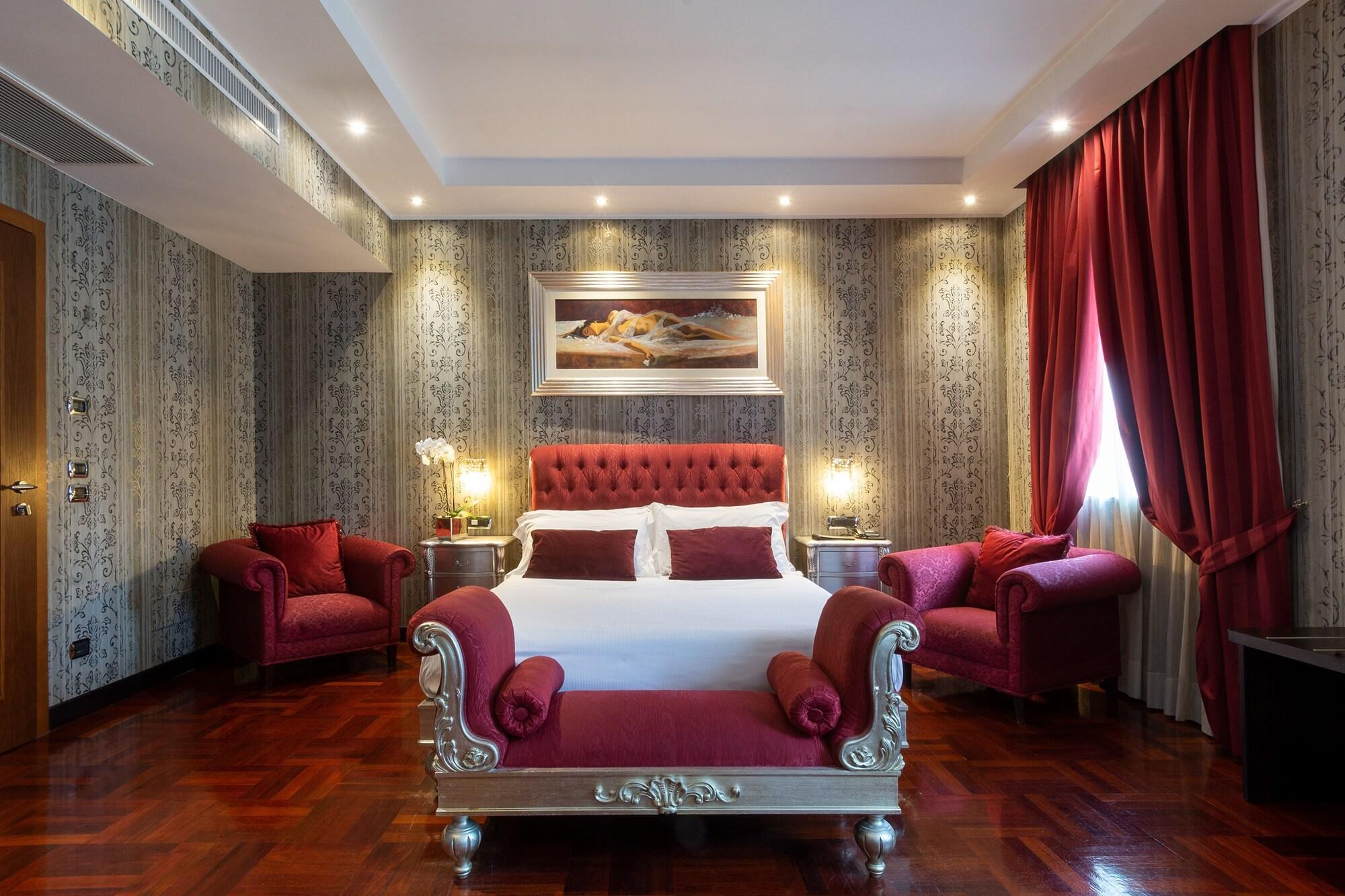 Silver Hotel 4*