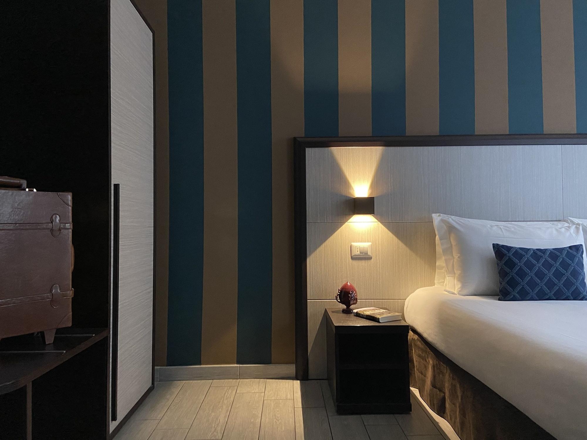Hotell Av 2*