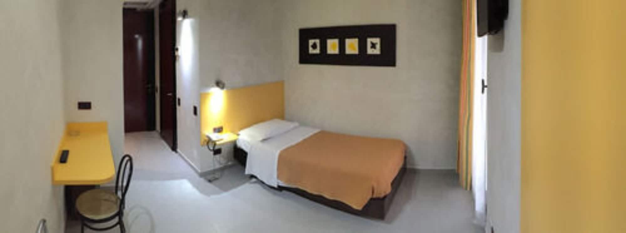 Hotel 38 3*