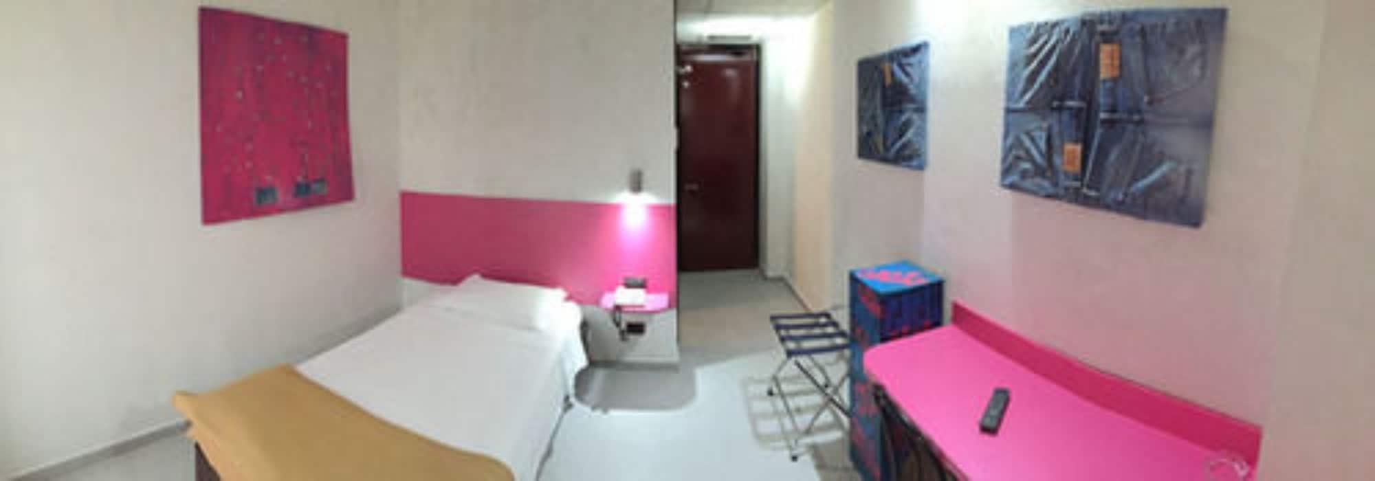 38 Hotel
