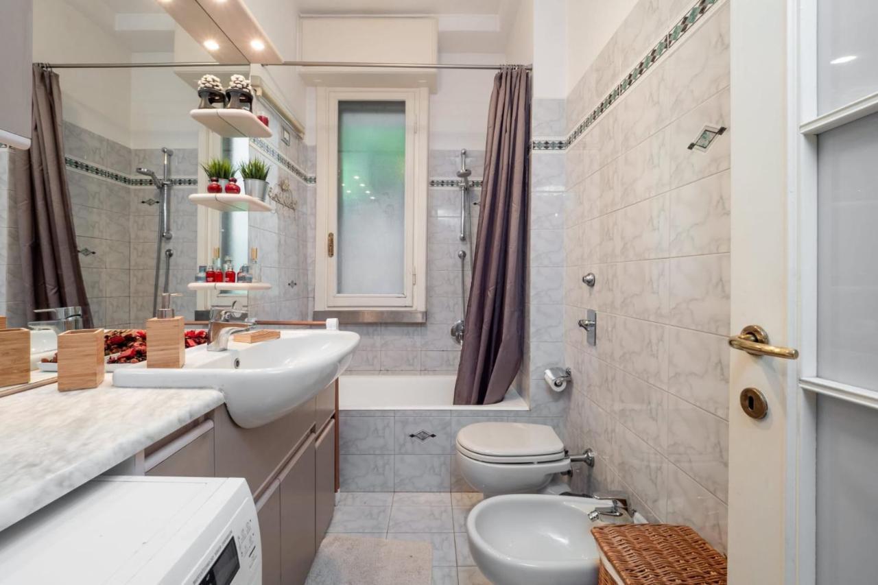 Navigli Apartment- Hosted By Sweetstay * Milan