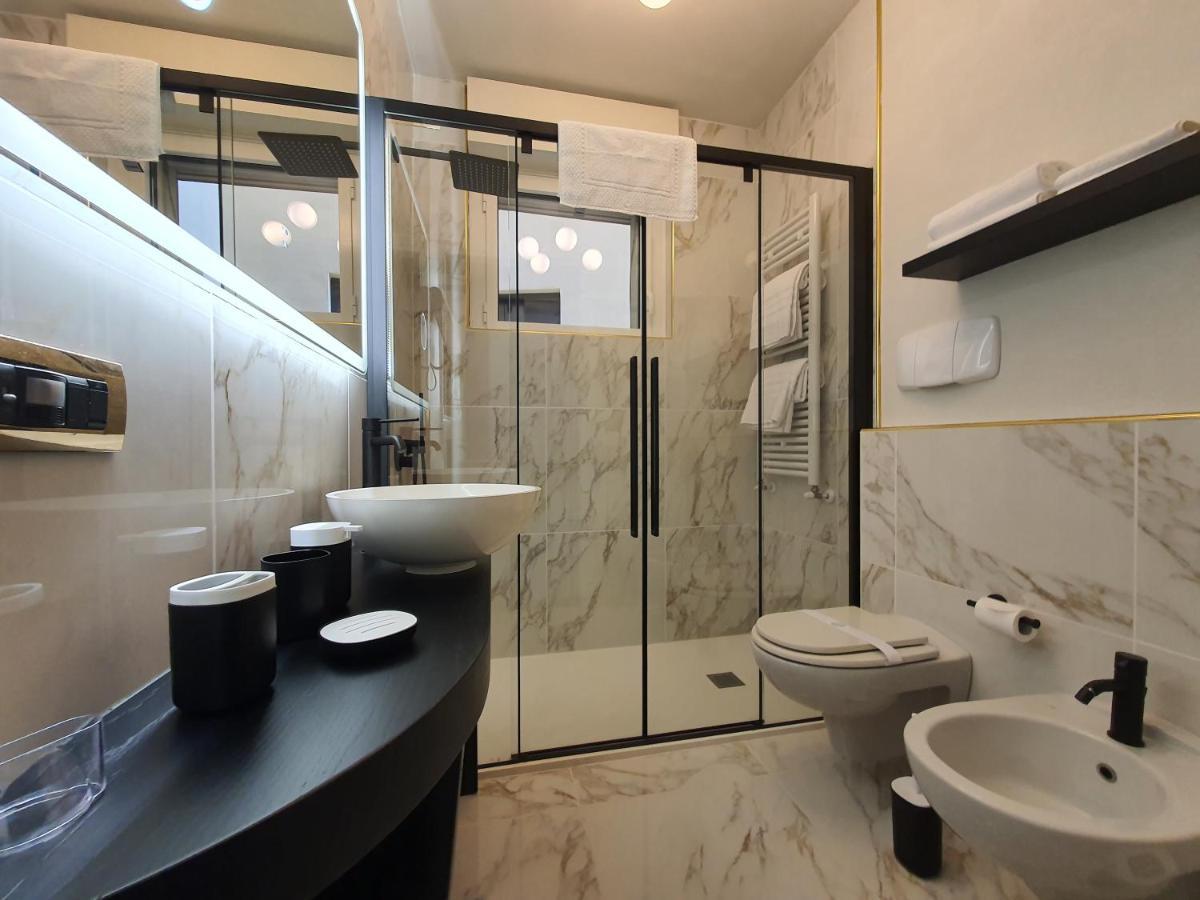 Porta Romana Gold *