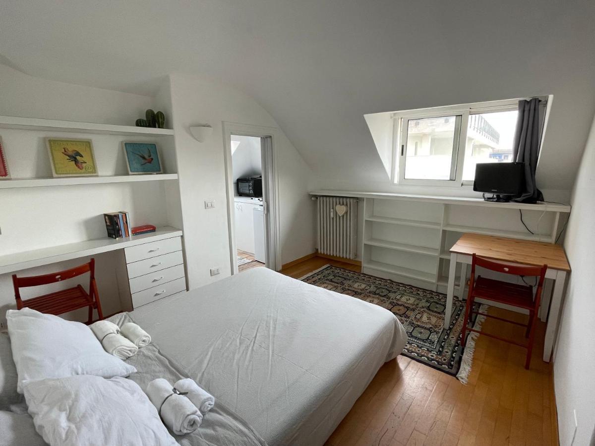 Lejlighed Tortona Tiny Attic Directly Connected To Duomo Milano