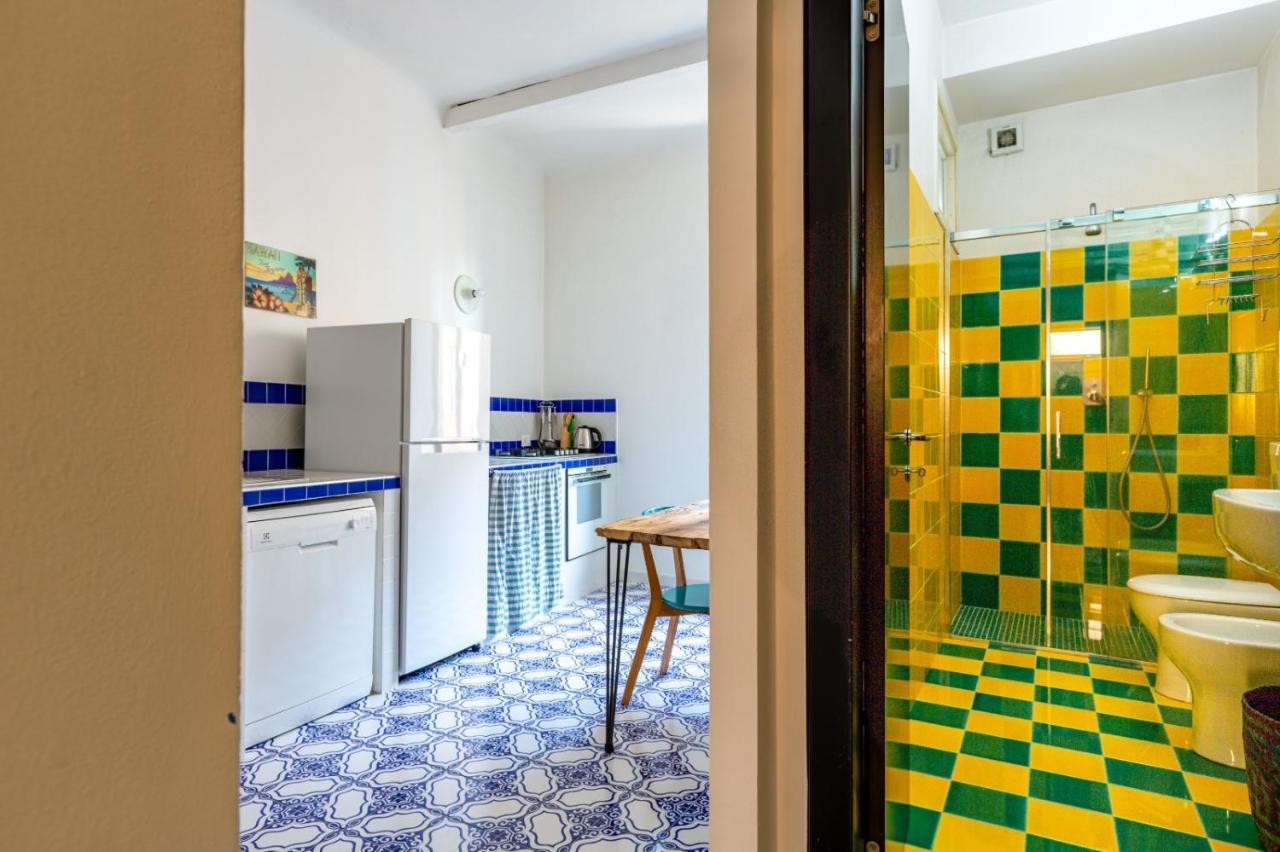 Porta Ticinese Colorful Apartment! Leilighet
