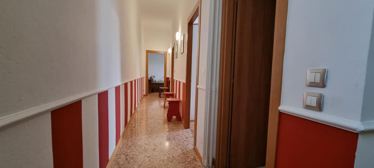 Lejlighed Altido Homey Flat With Balcony In Historical Centre
