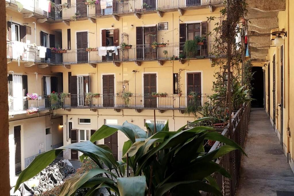 Appartamento La Casa Di Ringhiera In Corso Sempione Milano