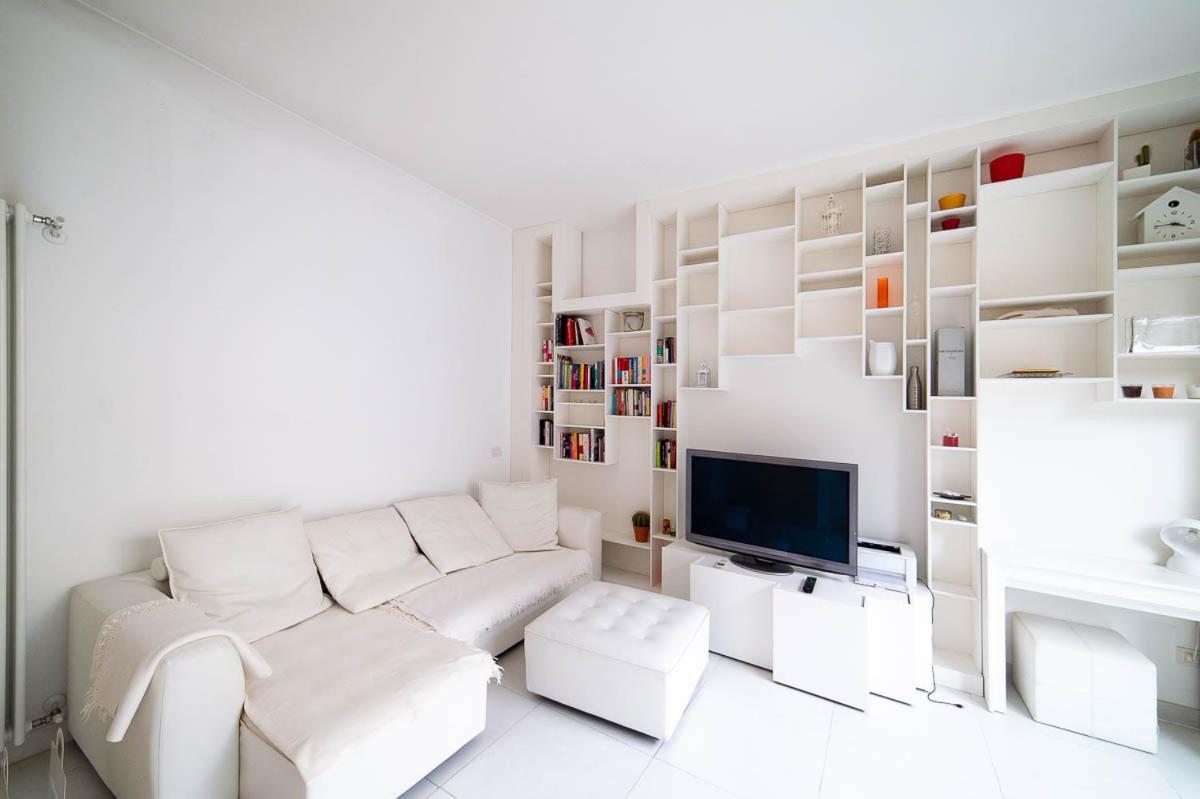 Hbhall Navigli 6b *
