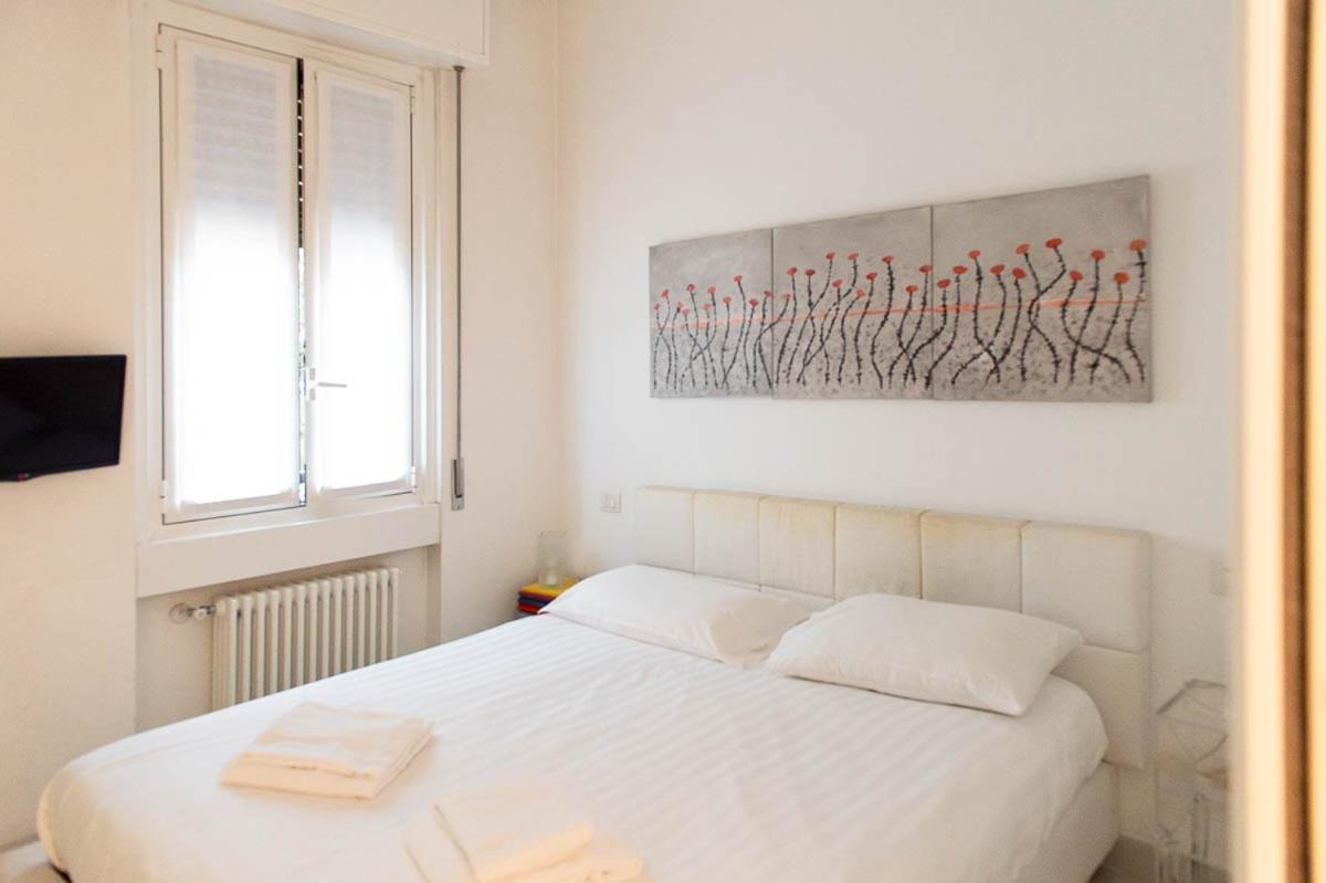Hbhall Navigli 6b * Milano