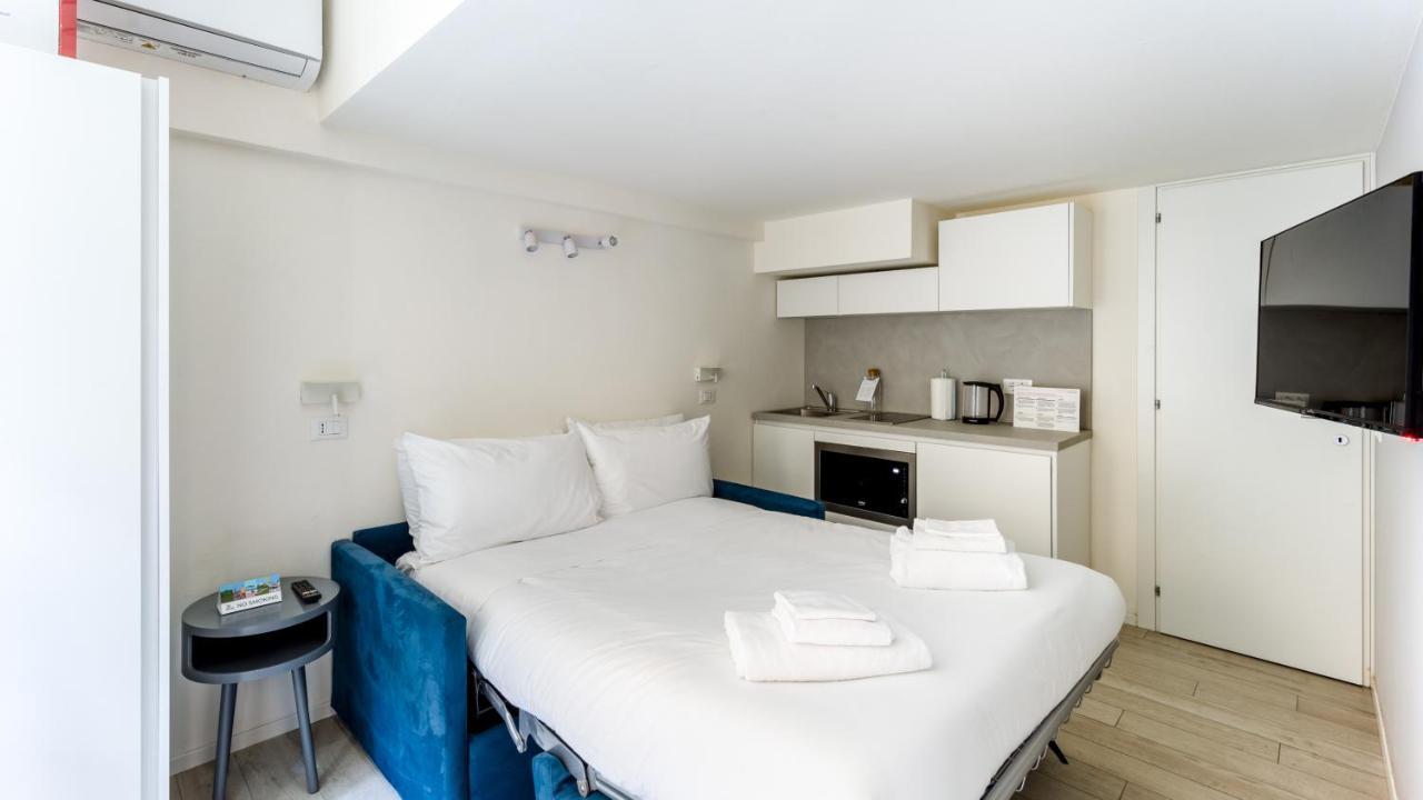 Italianway Apartment *