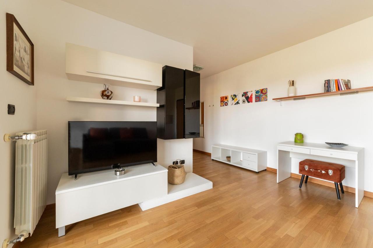 Appartamento Rogoredo Apt With Terrace! Milano