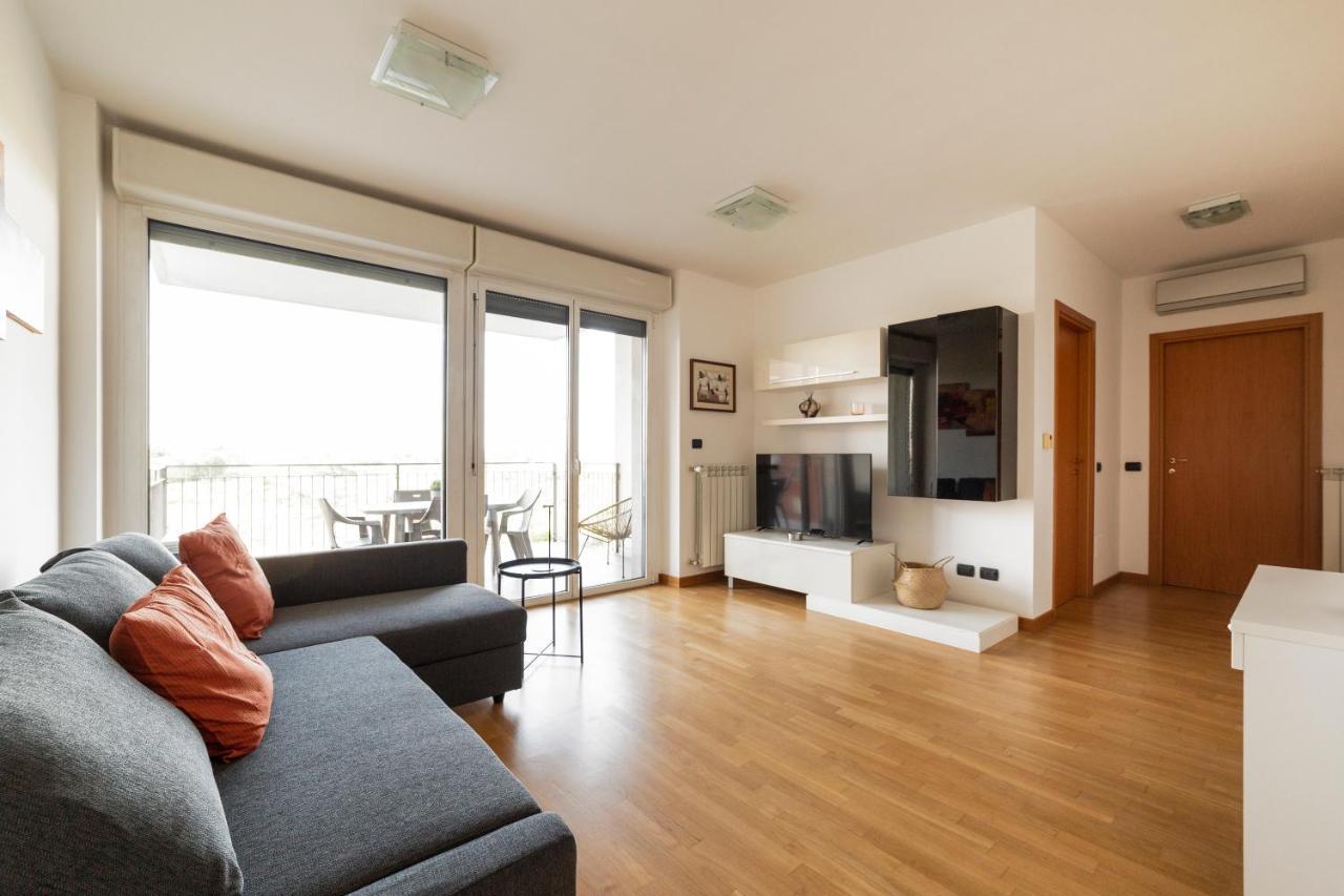 Rogoredo Apt With Terrace! Appartamento