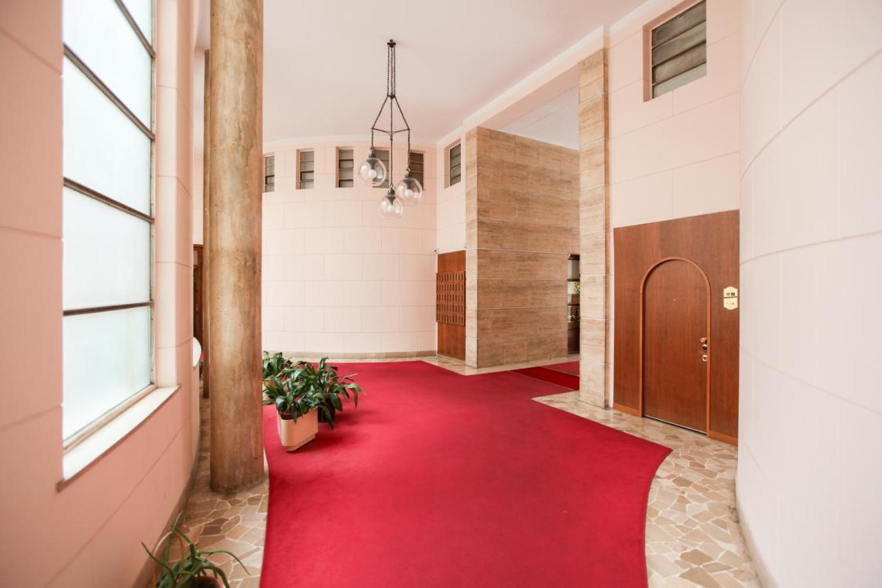 Bohemian District 2 Bdrs Appartement