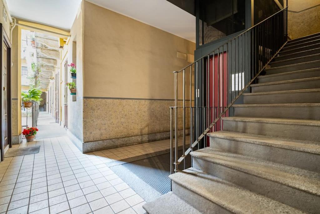 La Casa Di Ringhiera In Corso Sempione Appartement *
