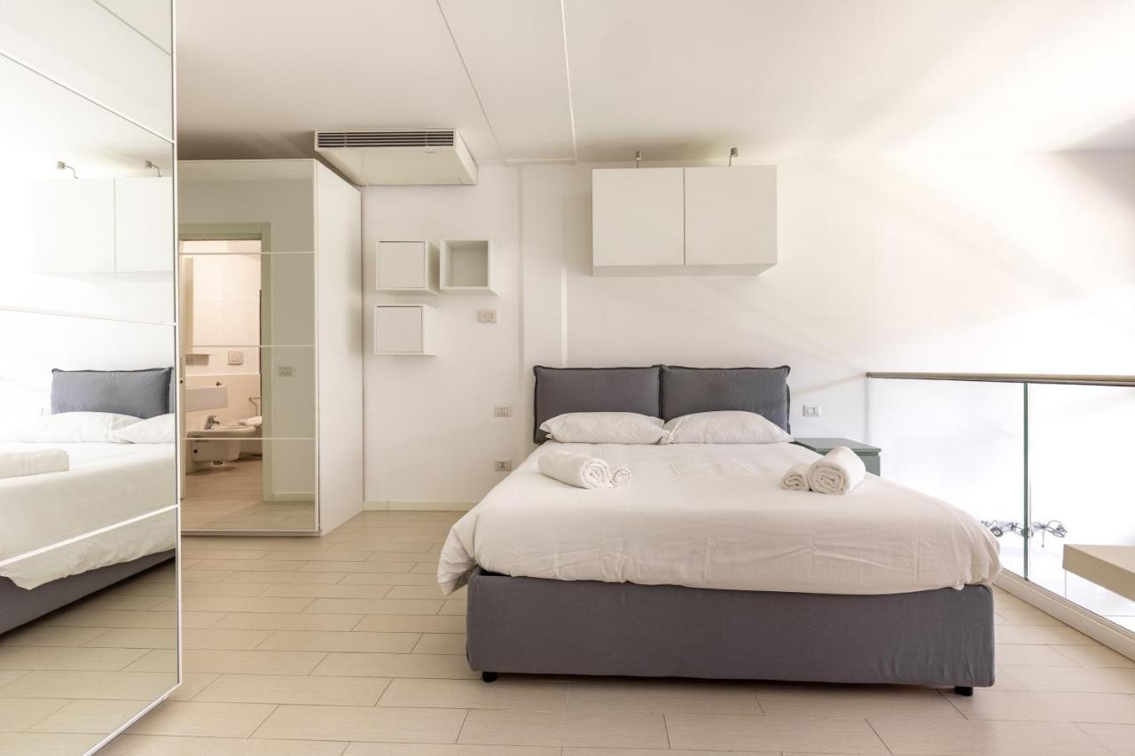 Elegant Loft With Balcony! Lejlighed Milano