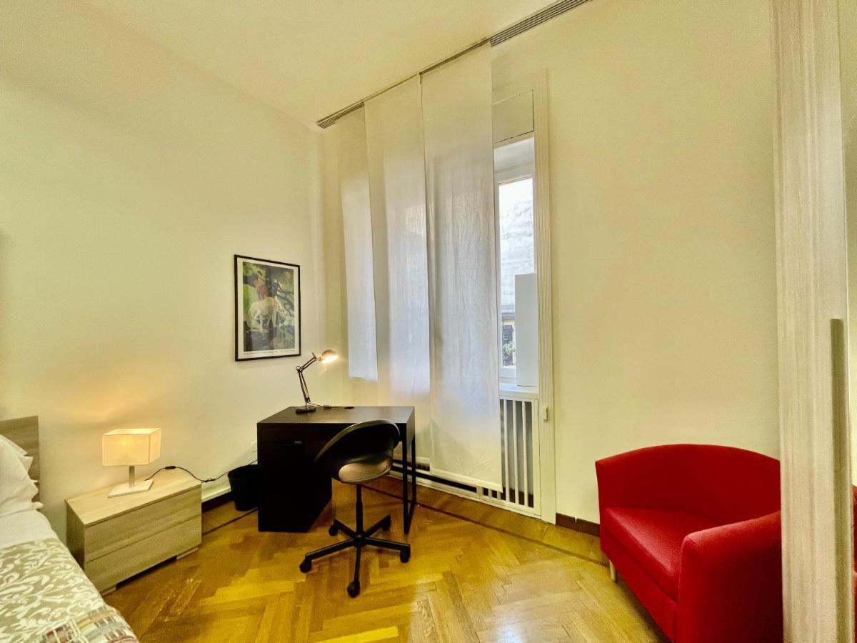 Central Apartment Mailand