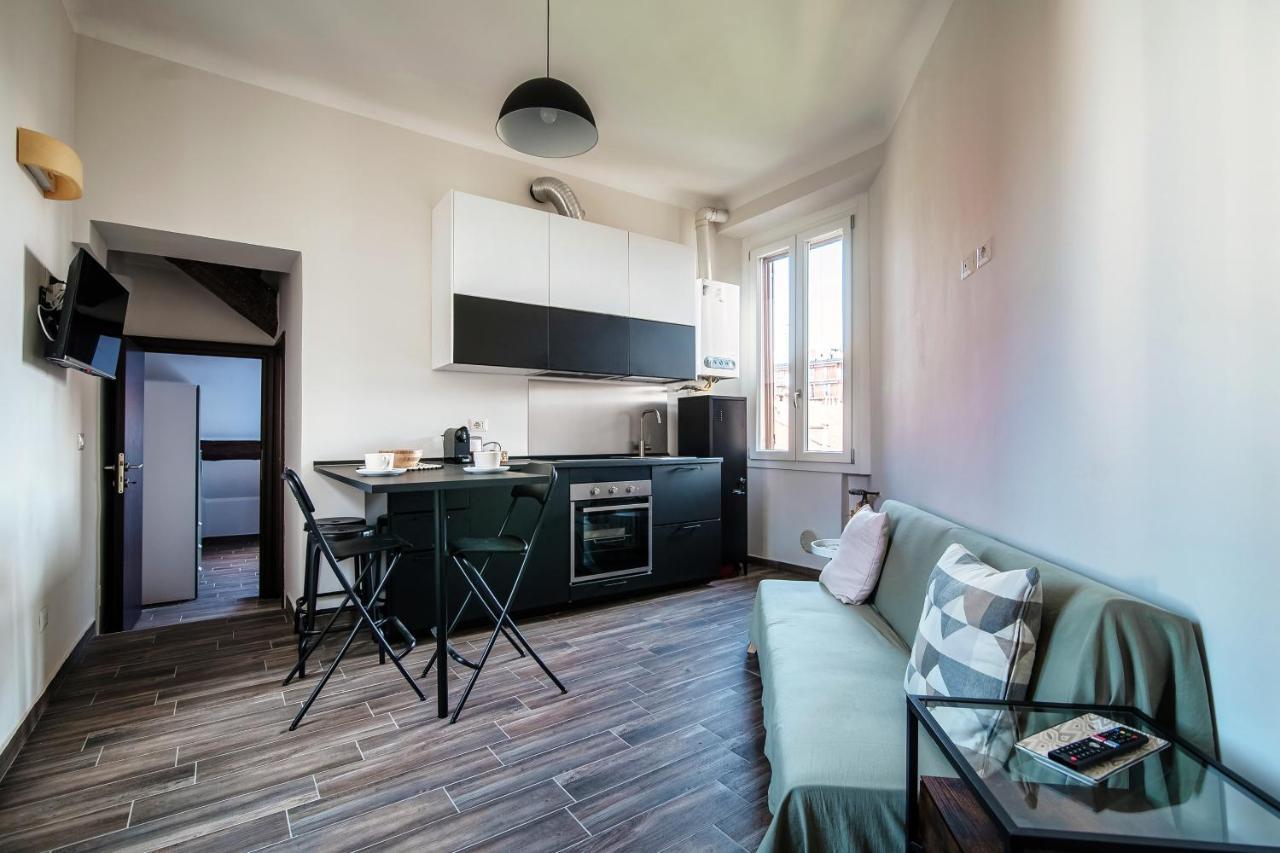 Lejlighed Joivy Stylish Flat, 5-minute Metro Trip To Centre Milano
