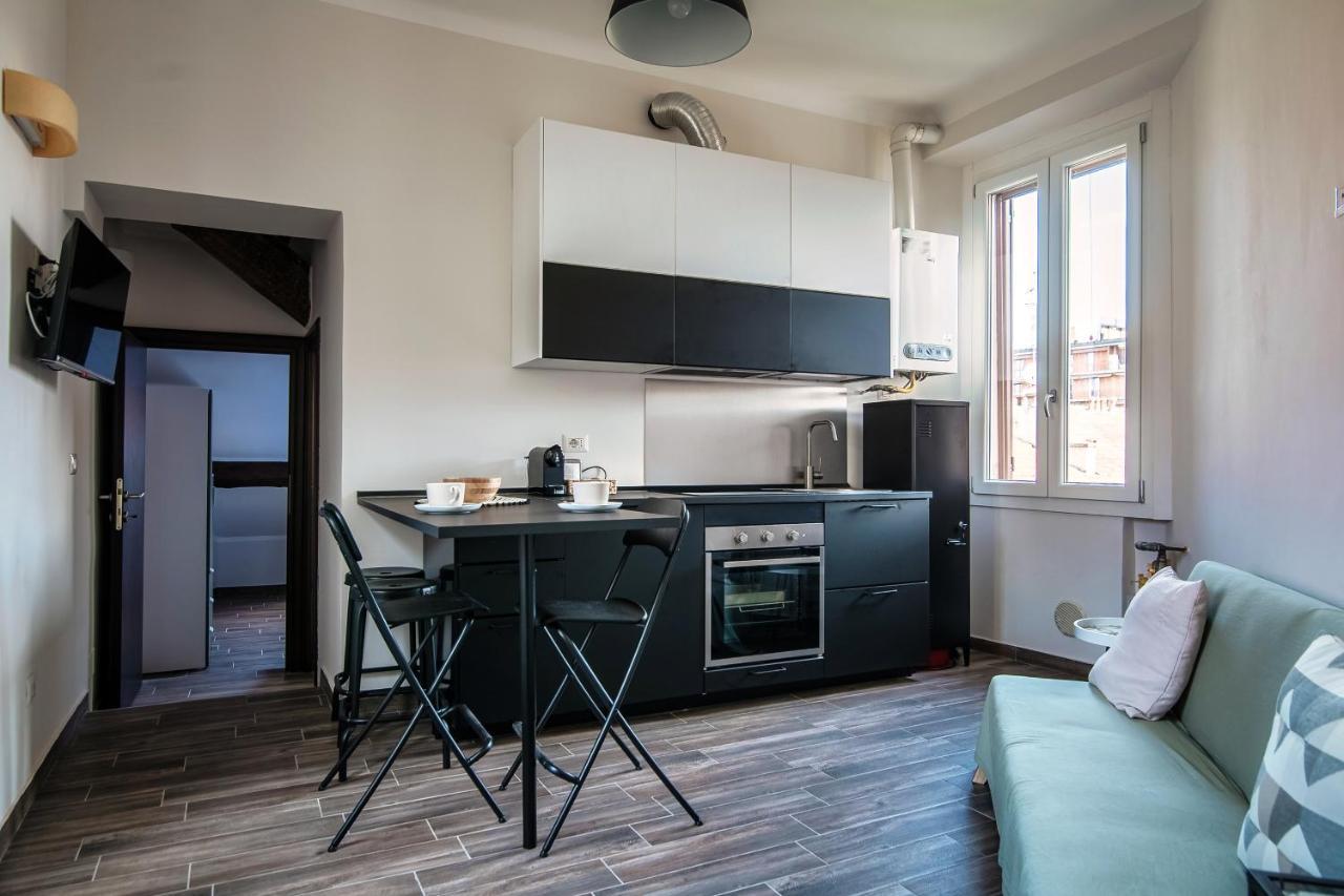 Joivy Stylish Flat, 5-minute Metro Trip To Centre *