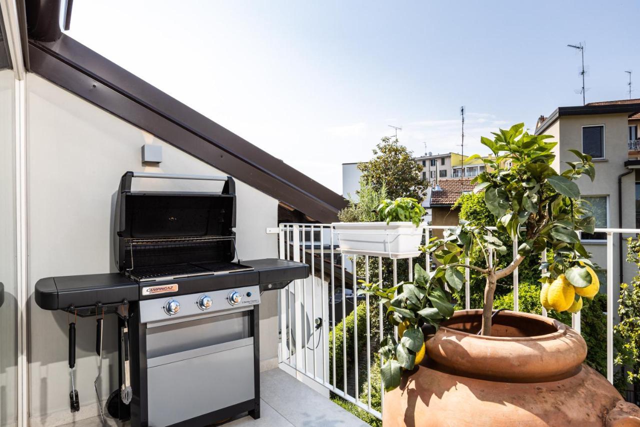 *villa Olivo*with Private Terrace&jacuzzi + 3bedrooms Milaan