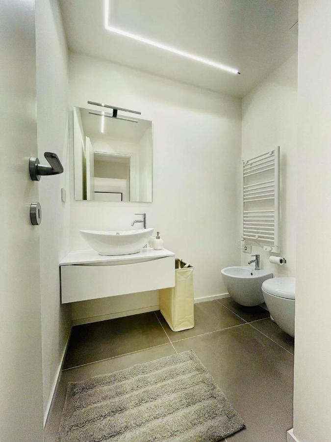 Led House Cadore - Bilocale Zona Centro * Milano