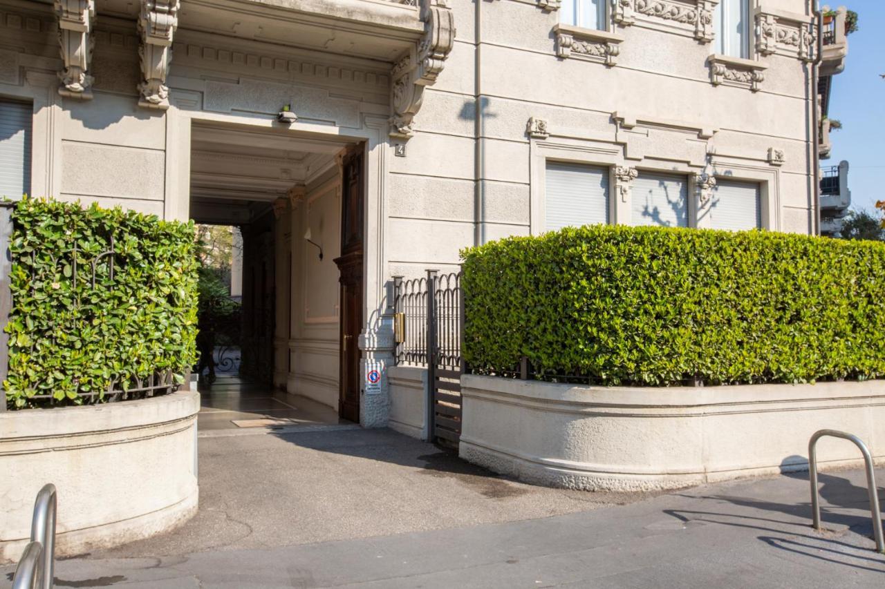 Mondadori * Milano