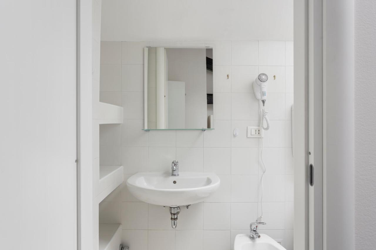 Apartment 2 Bedroom 2 Bathroom Apt - Duomo 1 Mailand