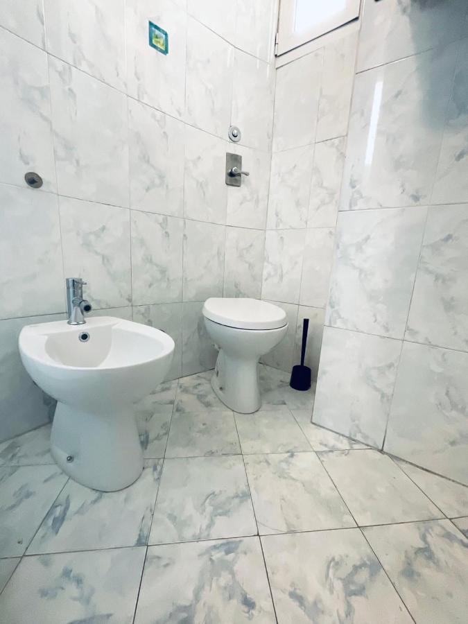 Appartement With Wonderful Navigli District View Milaan
