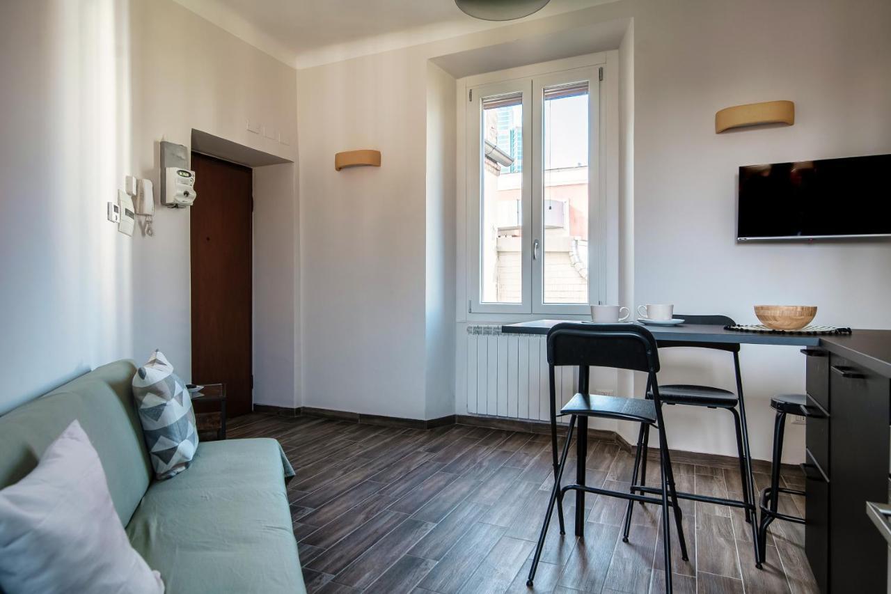 Joivy Stylish Flat, 5-minute Metro Trip To Centre *