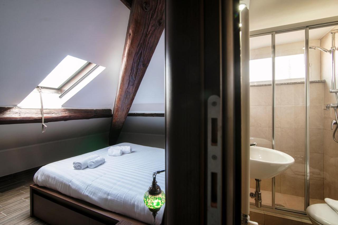 Joivy Stylish Flat, 5-minute Metro Trip To Centre *