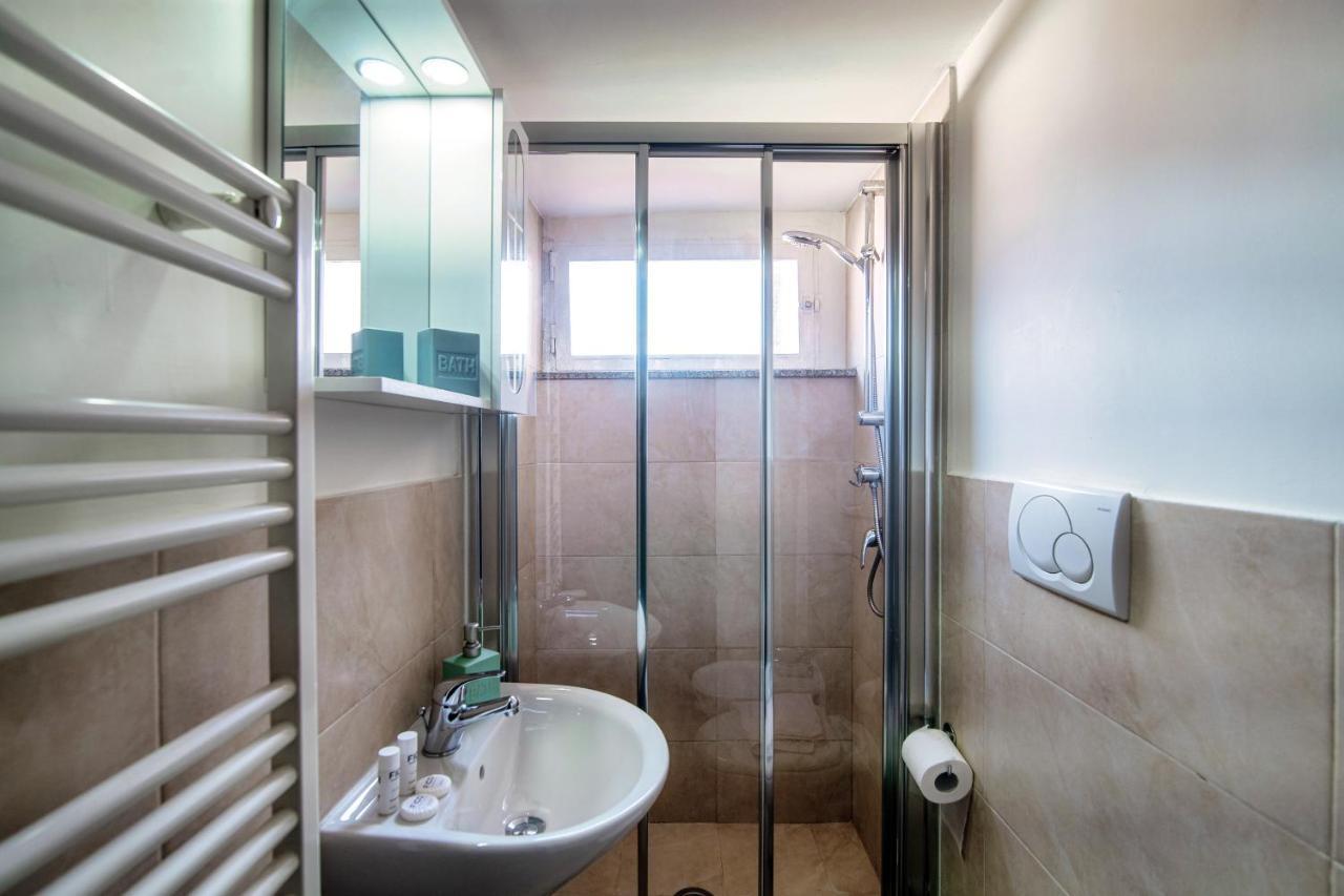 Lejlighed Joivy Stylish Flat, 5-minute Metro Trip To Centre