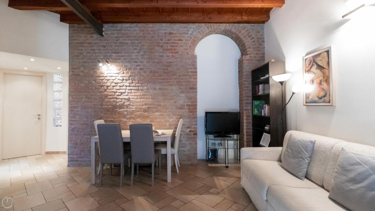 Italianway - Muratori 8 * Milano